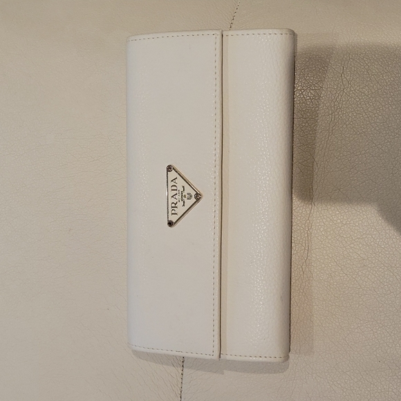 faux prada wallet